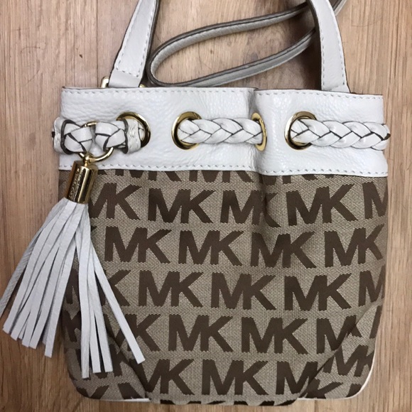 Michael Kors bag Used Once Excellent - Picture 2 of 6